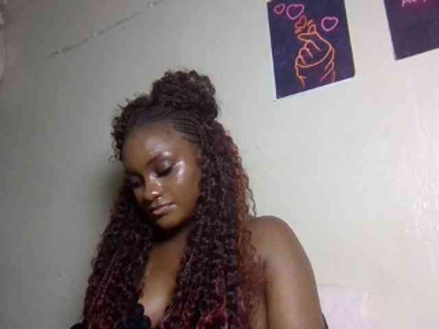 SweetKimmie webcam