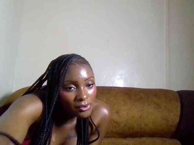 SweetKimmie webcam