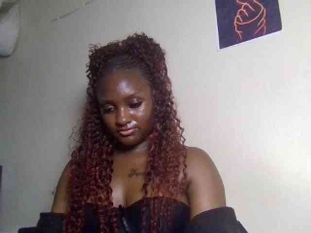 SweetKimmie webcam