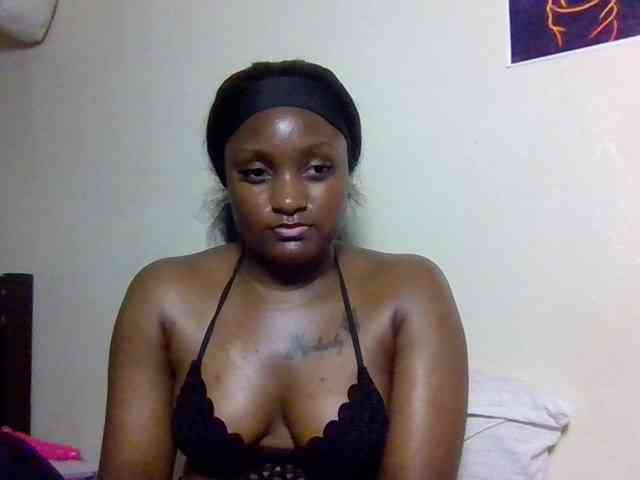 SweetKimmie webcam