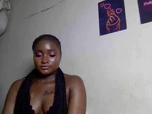 SweetKimmie webcam