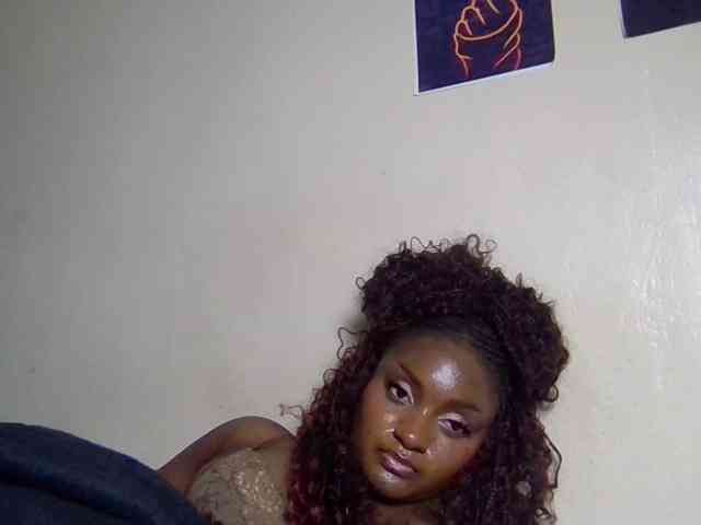 SweetKimmie webcam
