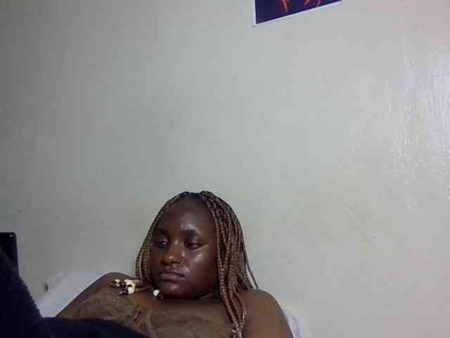 SweetKimmie webcam