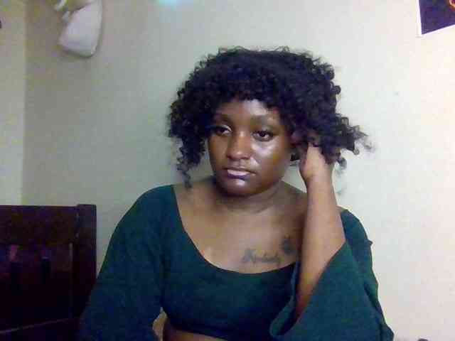 SweetKimmie webcam