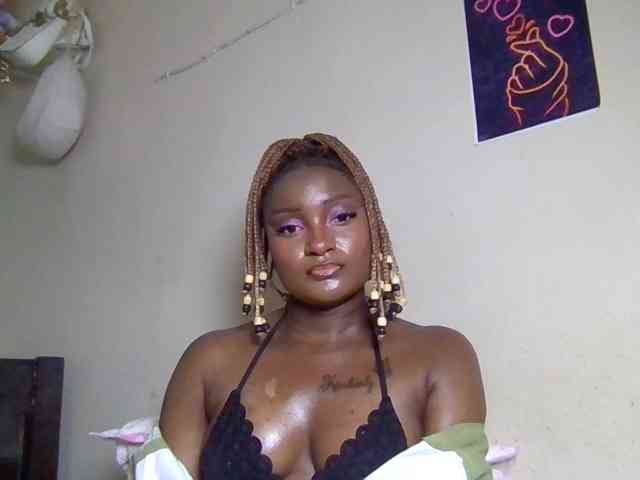 SweetKimmie webcam