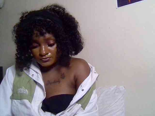 SweetKimmie webcam
