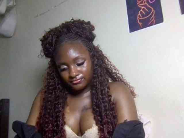 SweetKimmie webcam