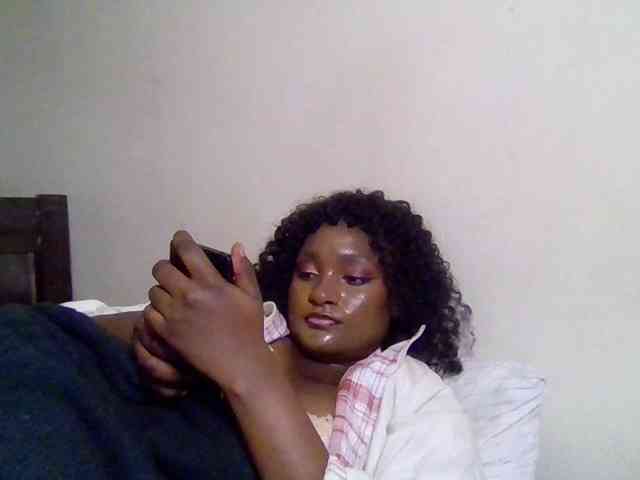 SweetKimmie webcam
