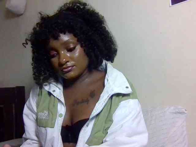 SweetKimmie webcam