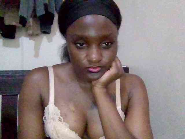 SweetKimmie webcam