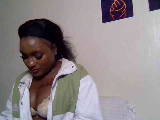 SweetKimmie webcam