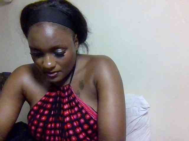 SweetKimmie webcam