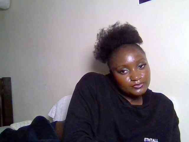SweetKimmie webcam