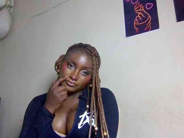 SweetKimmie webcam