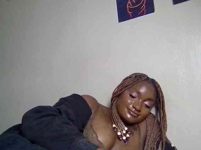 SweetKimmie webcam