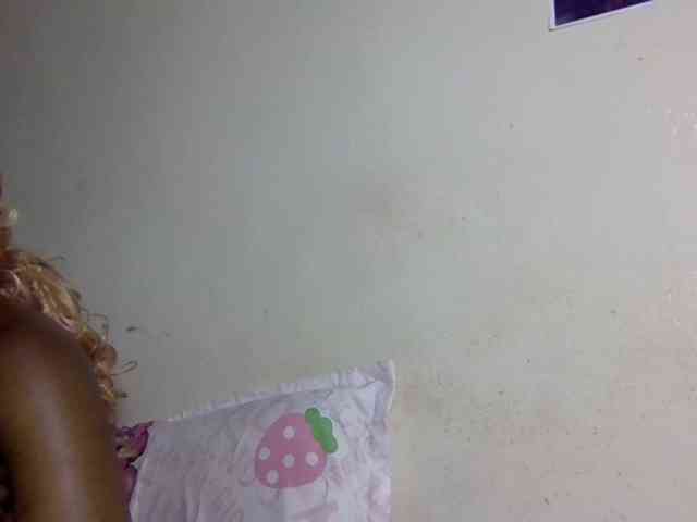 Kimzey Live Webcam on BongaCams