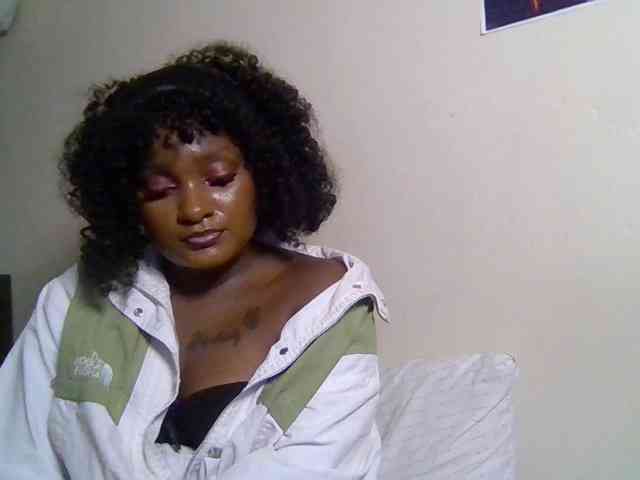 SweetKimmie webcam