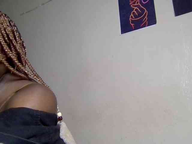 SweetKimmie webcam