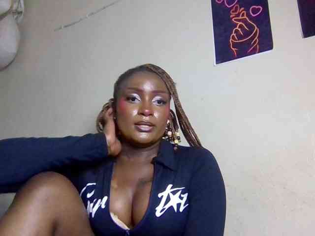 SweetKimmie webcam