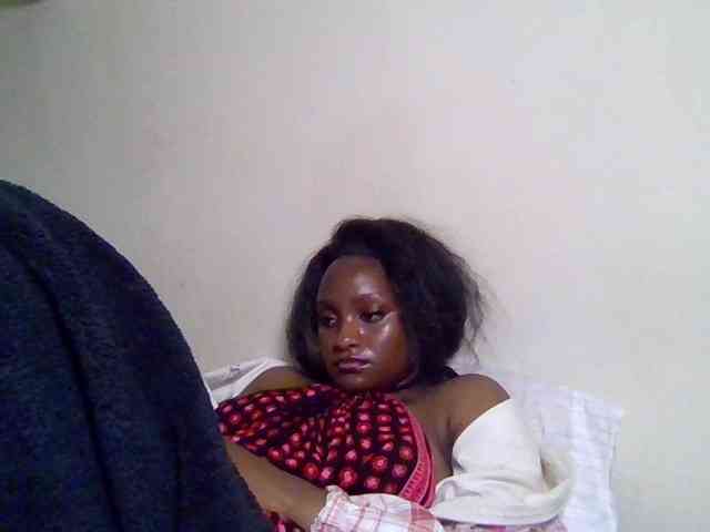 SweetKimmie webcam