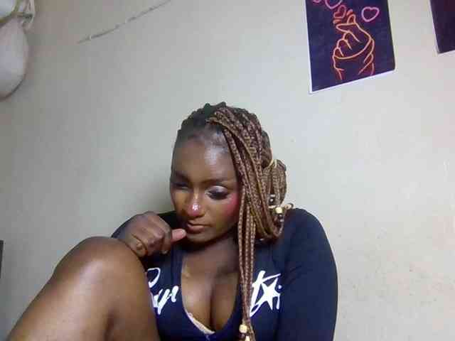 SweetKimmie webcam