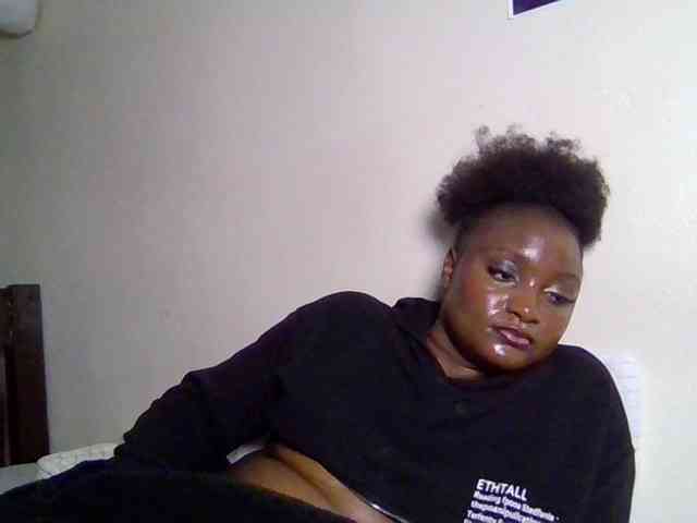 SweetKimmie webcam