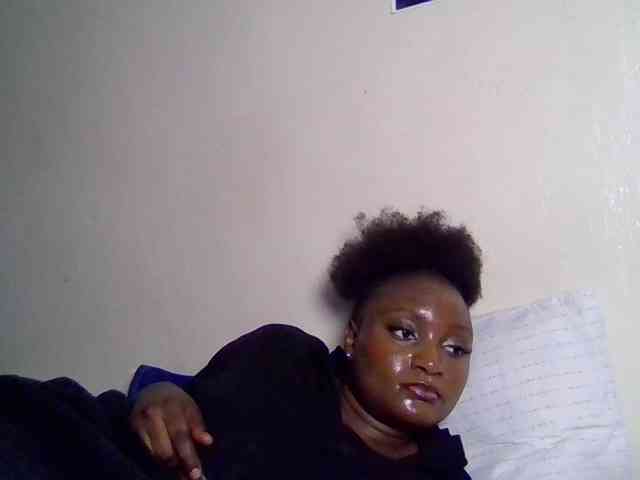 SweetKimmie webcam