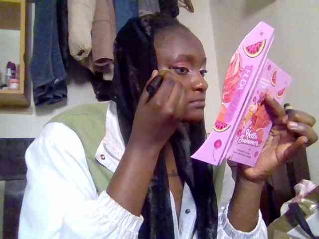 SweetKimmie webcam