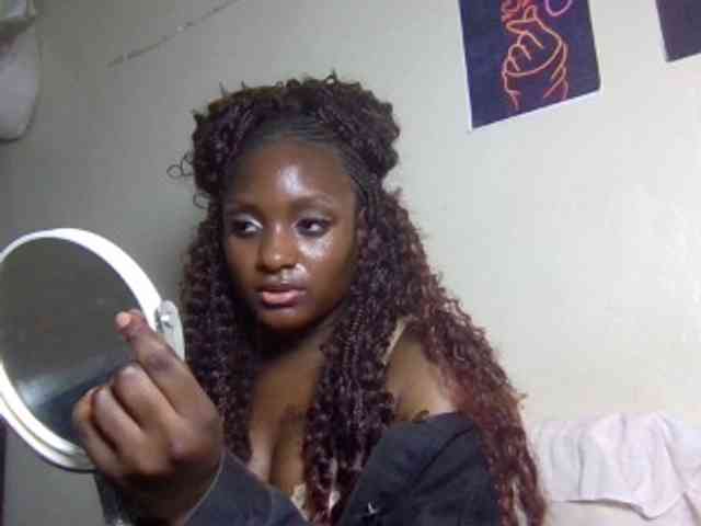 SweetKimmie webcam