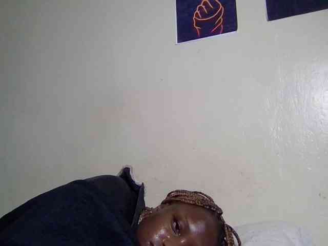 SweetKimmie webcam