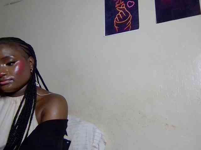 SweetKimmie webcam