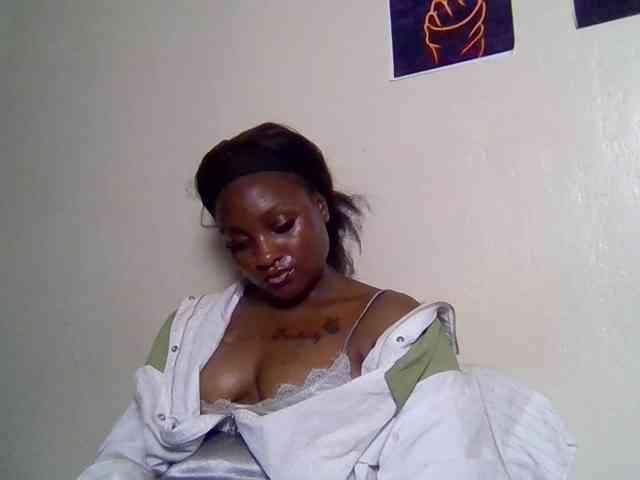 SweetKimmie webcam