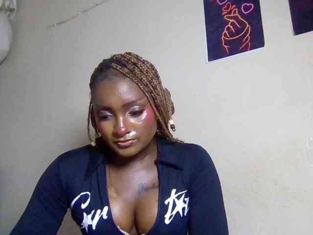 SweetKimmie webcam