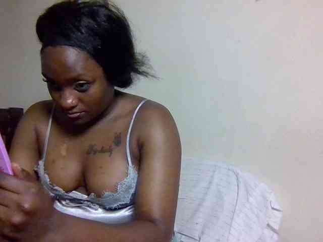 SweetKimmie webcam