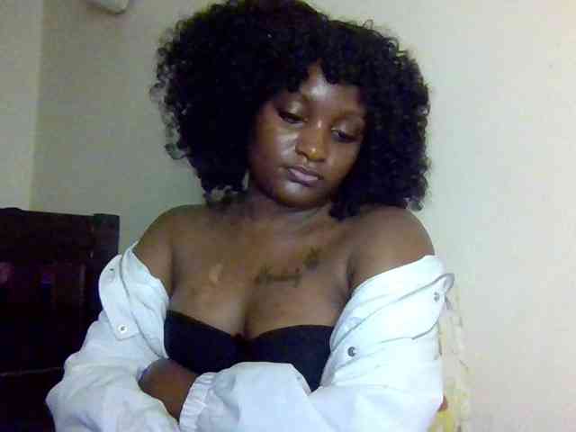 SweetKimmie webcam