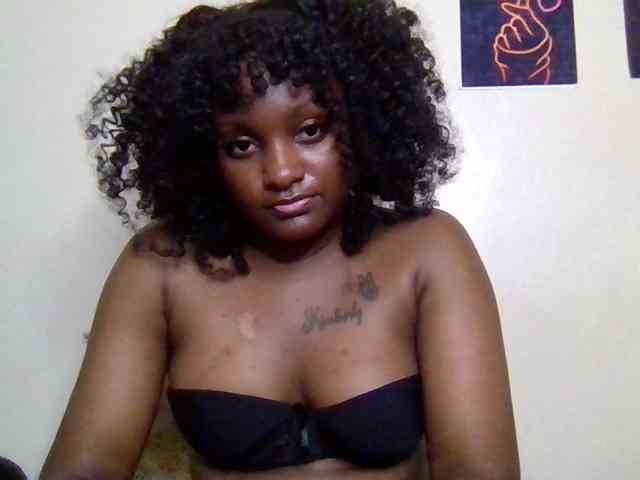 SweetKimmie webcam