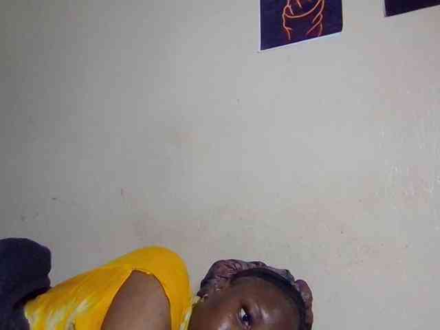 SweetKimmie webcam
