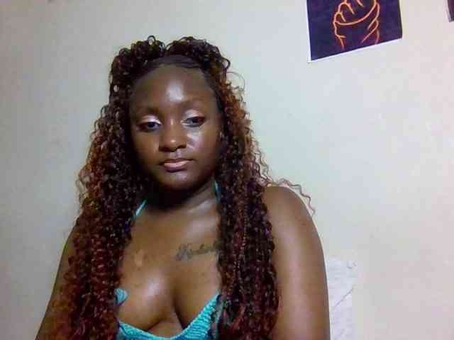 SweetKimmie webcam