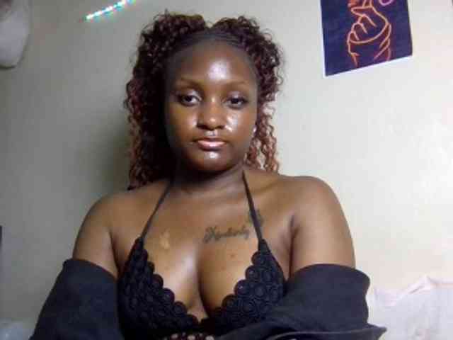 SweetKimmie webcam