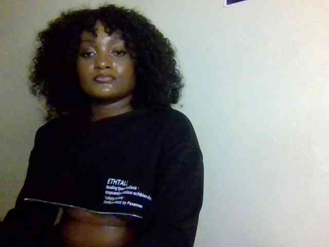 SweetKimmie webcam