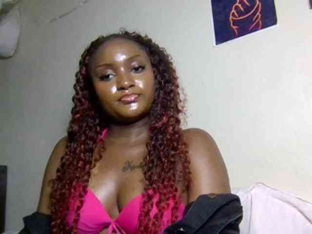 SweetKimmie webcam