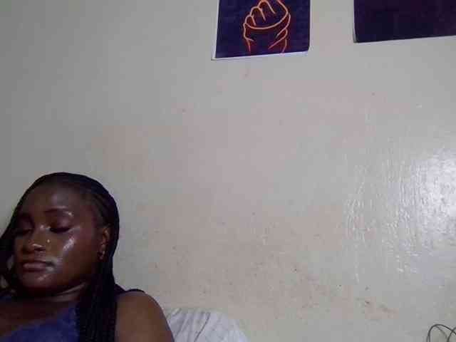 SweetKimmie webcam