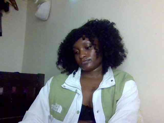 SweetKimmie webcam