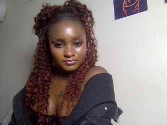 SweetKimmie webcam