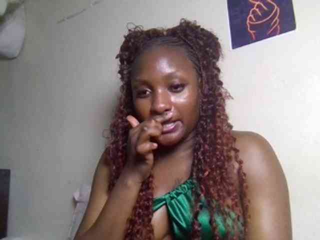 Kimzey Live Webcam on BongaCams