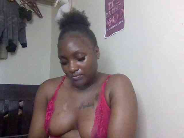 SweetKimmie webcam