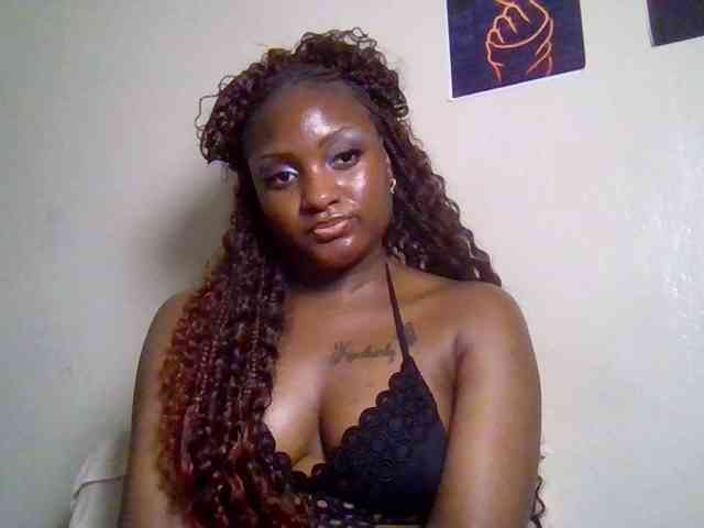 SweetKimmie webcam