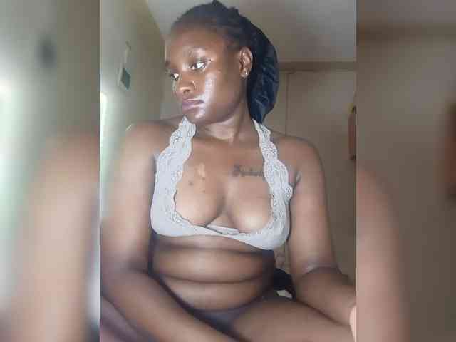 SweetKimmie webcam