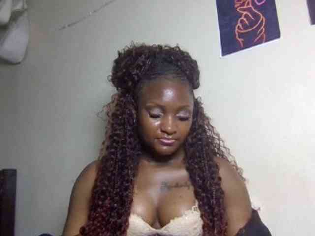 SweetKimmie webcam