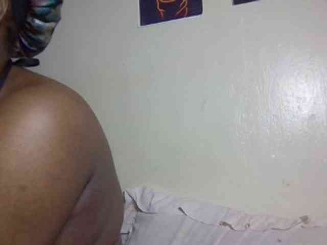 SweetKimmie webcam
